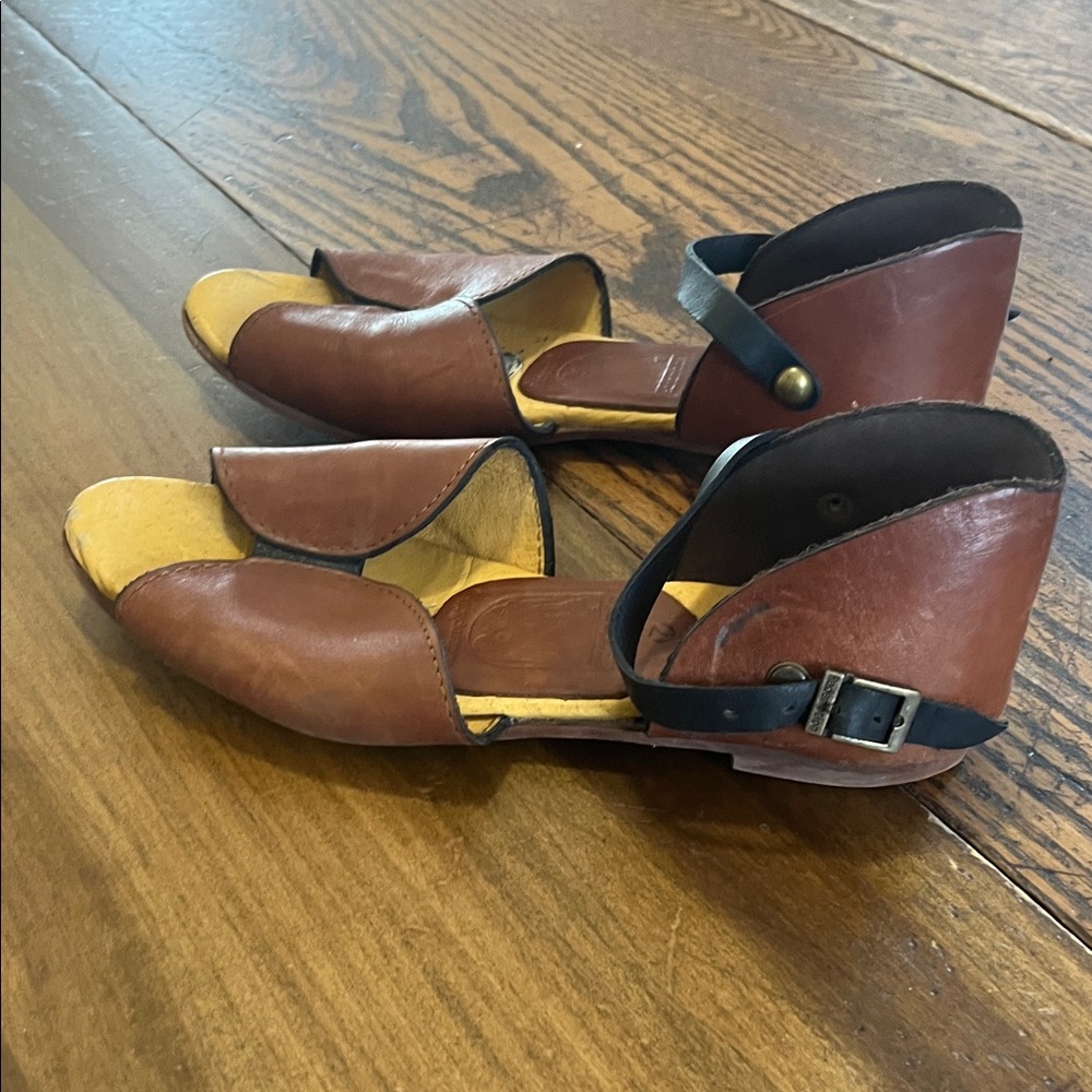 Redemption handmade leather Brown Women's sandals